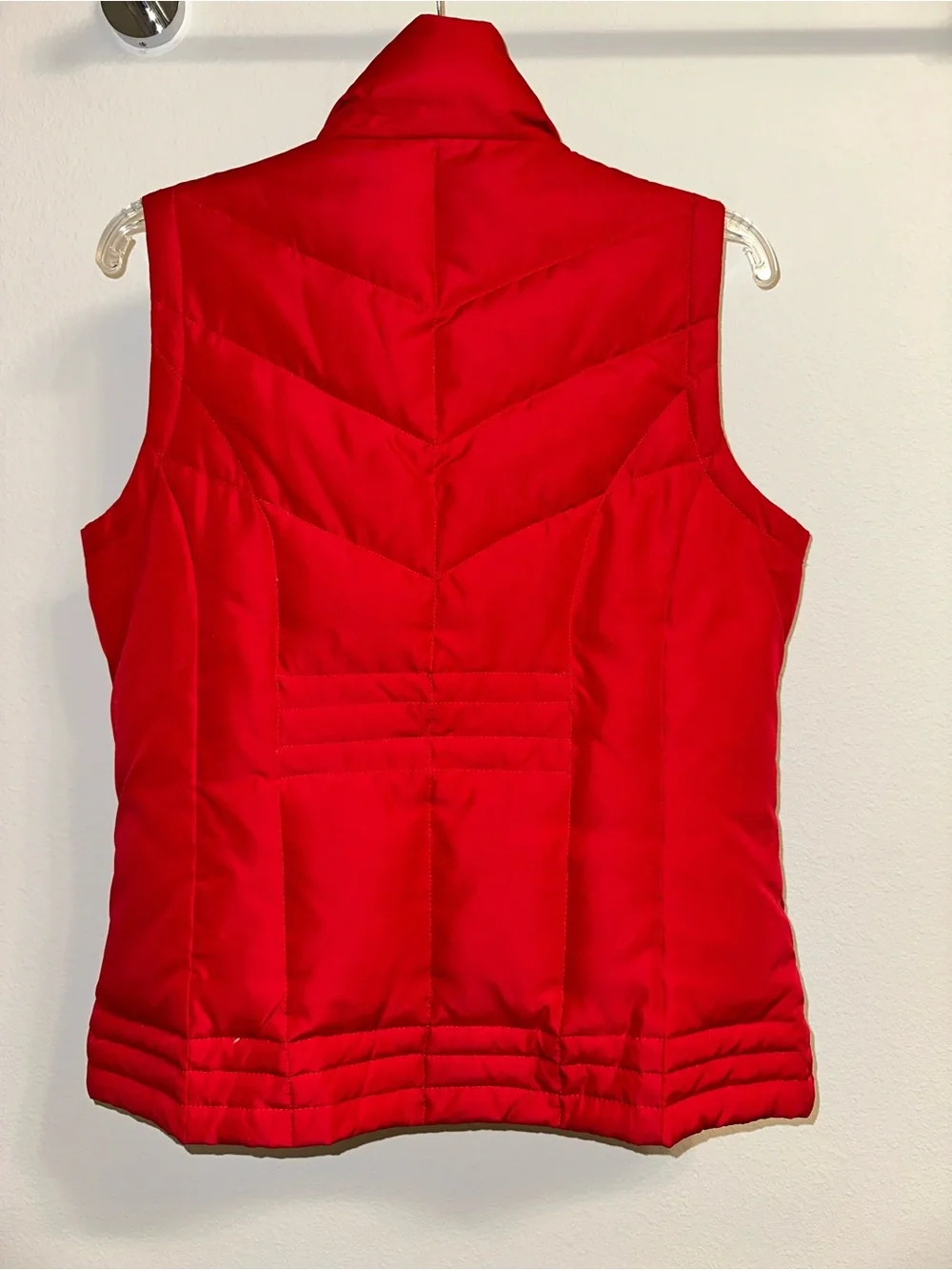 Athletic Works Red Quilted Women's Puffer Vest Ladies M 8/10 - Picture 4 of 10